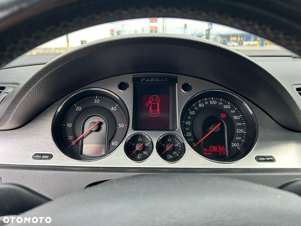 Volkswagen Passat 2.0 TDI DPF Highline DSG - 22