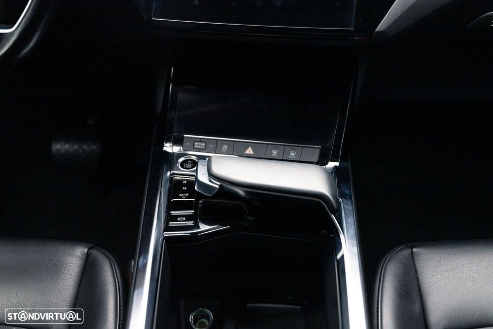 Audi e-tron Sportback 50 quattro - 38