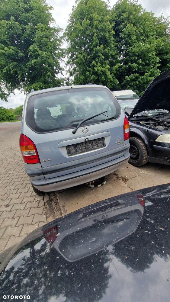 Opel ZAFIRA A na części - 2