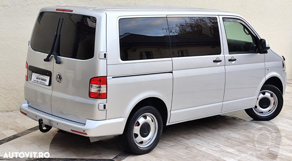 Volkswagen Caravelle - 3