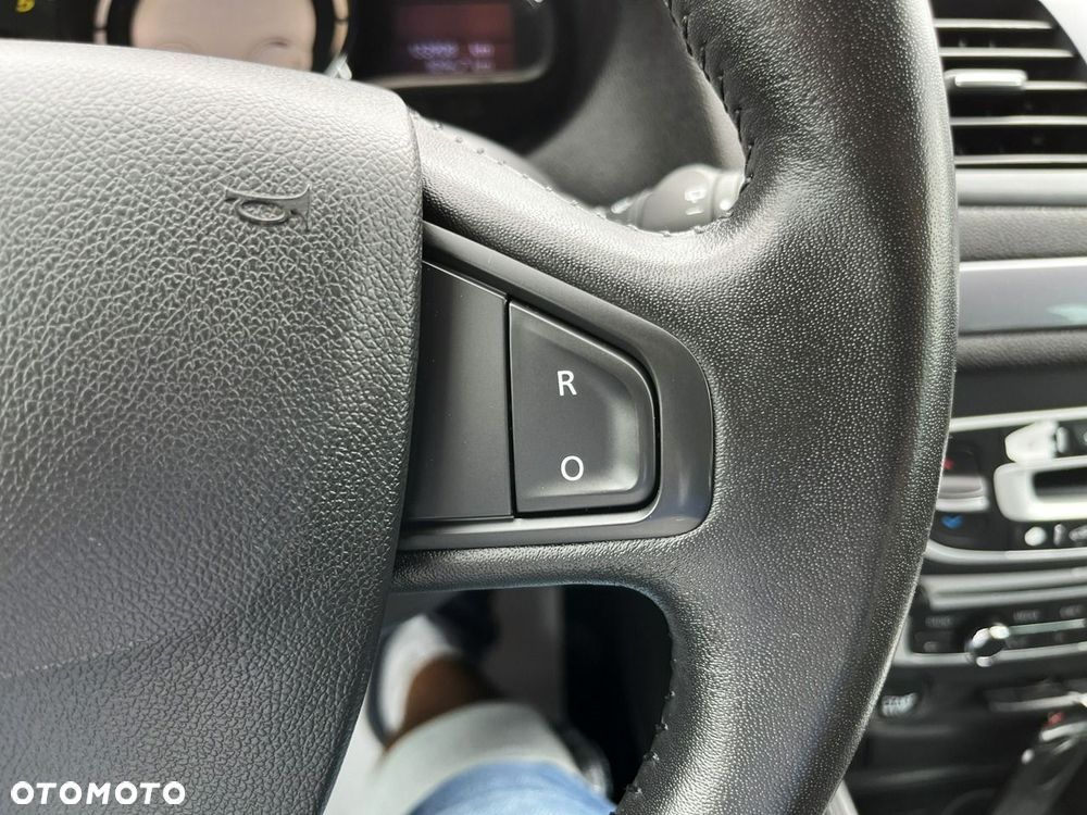 Renault Megane dCi 110 FAP LIMITED - 14