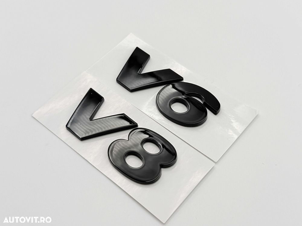 Emblema VW V6/V8 negru - 3