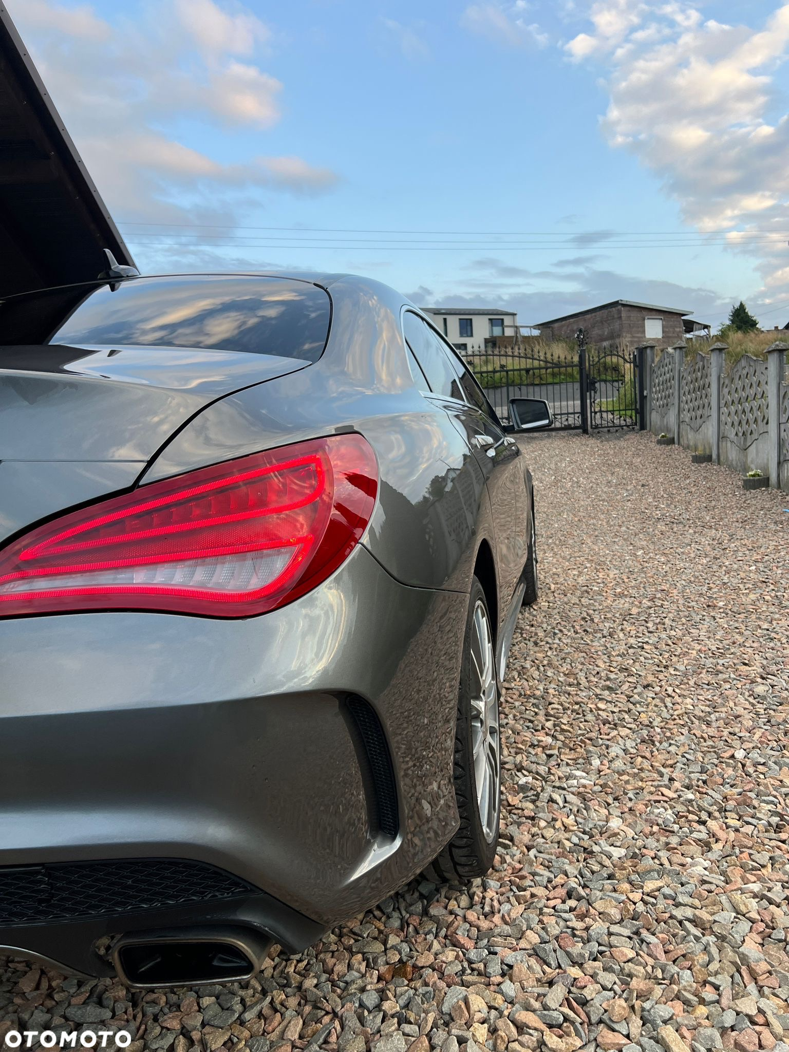 Mercedes-Benz CLA - 13