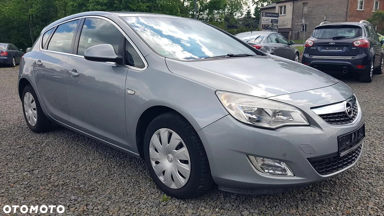 Opel Astra 1.7 CDTI DPF Edition Sport - 2