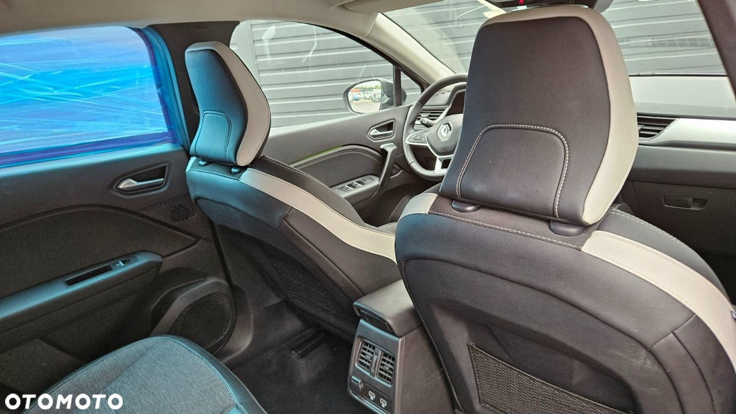 Renault Captur - 31