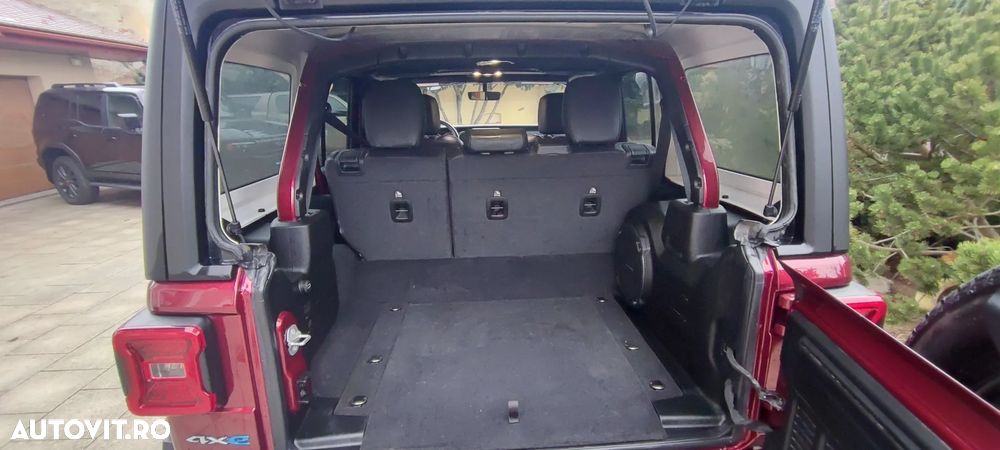Jeep Wrangler ver-2-0-4xe-at8-phev-sahara - 24
