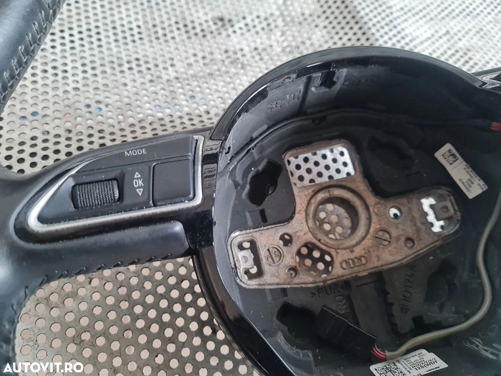 Volan Din Piele Cu Comenzi Airbag Rotund Audi A4 B8 Q3 Q5 A5 2.0 Tdi Euro 5 Cod Motor CJC Cutie Aut - 10