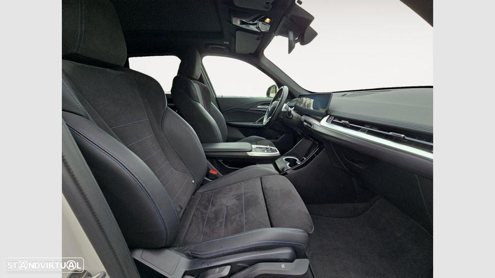 BMW ix1 xDrive30 Pack Desportivo M - 3
