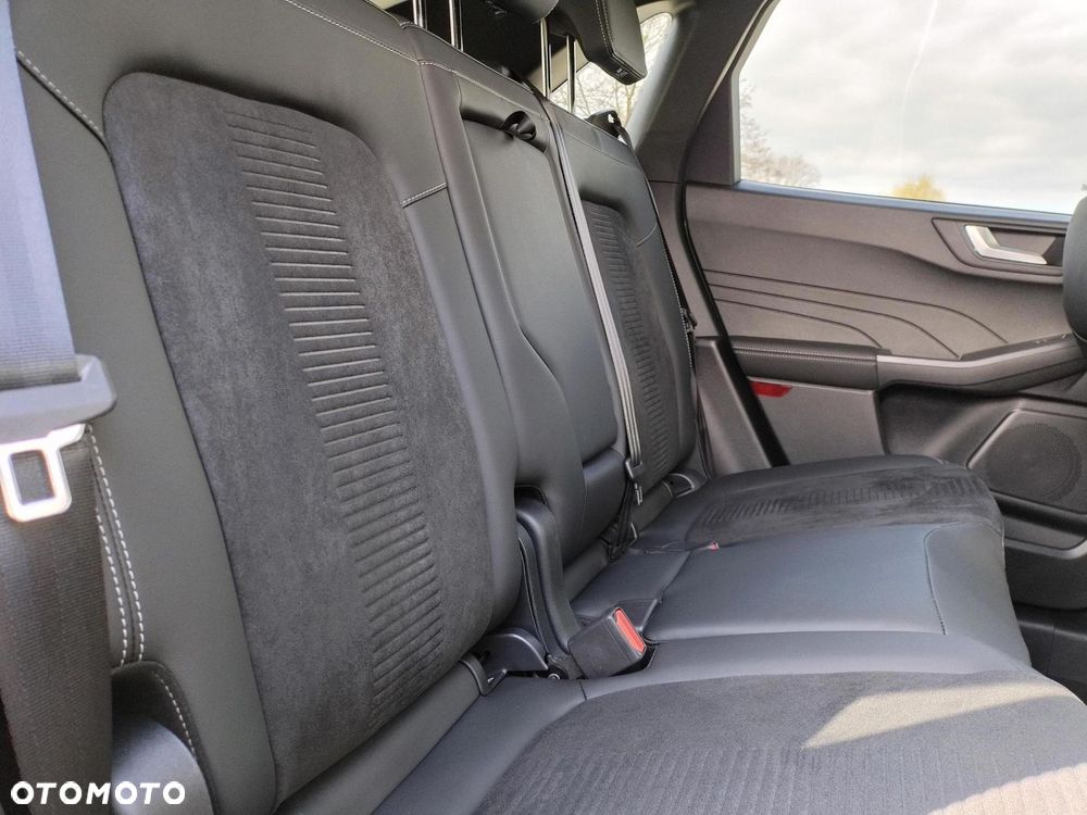 Ford Kuga 2.5P PHEV FWD Active X eCVT - 34