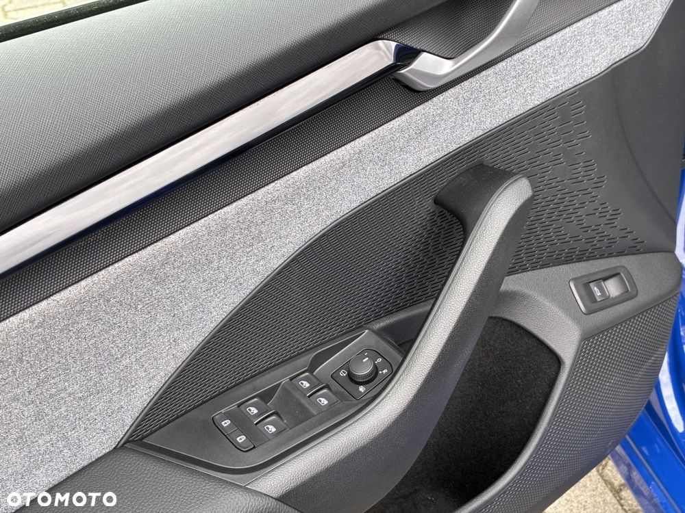 Skoda Octavia 2.0 TDI Selection DSG - 23