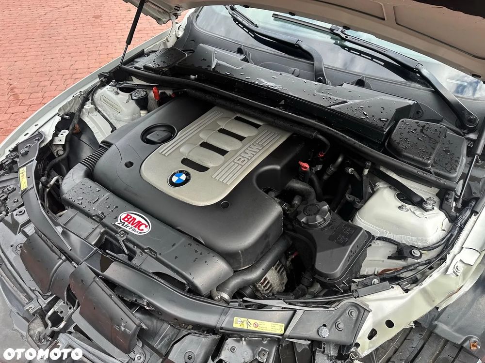BMW Seria 3 330d Coupe - 30