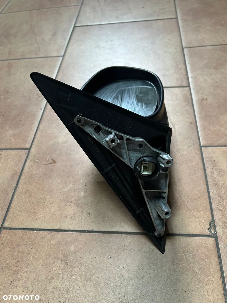 LUSTERKO BMW E90 LIFT PRAWE EUROPA 5PIN 475 - 3