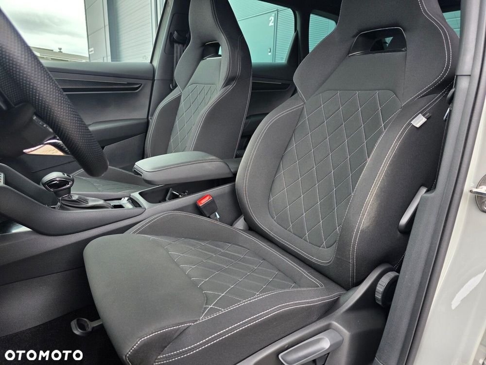 Skoda Karoq 1.5 TSI ACT Sportline DSG - 29