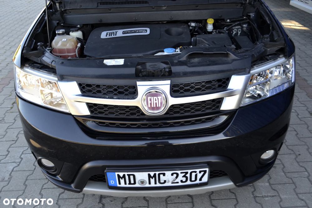 Fiat Freemont 2.0 Multijet Lounge AWD - 32