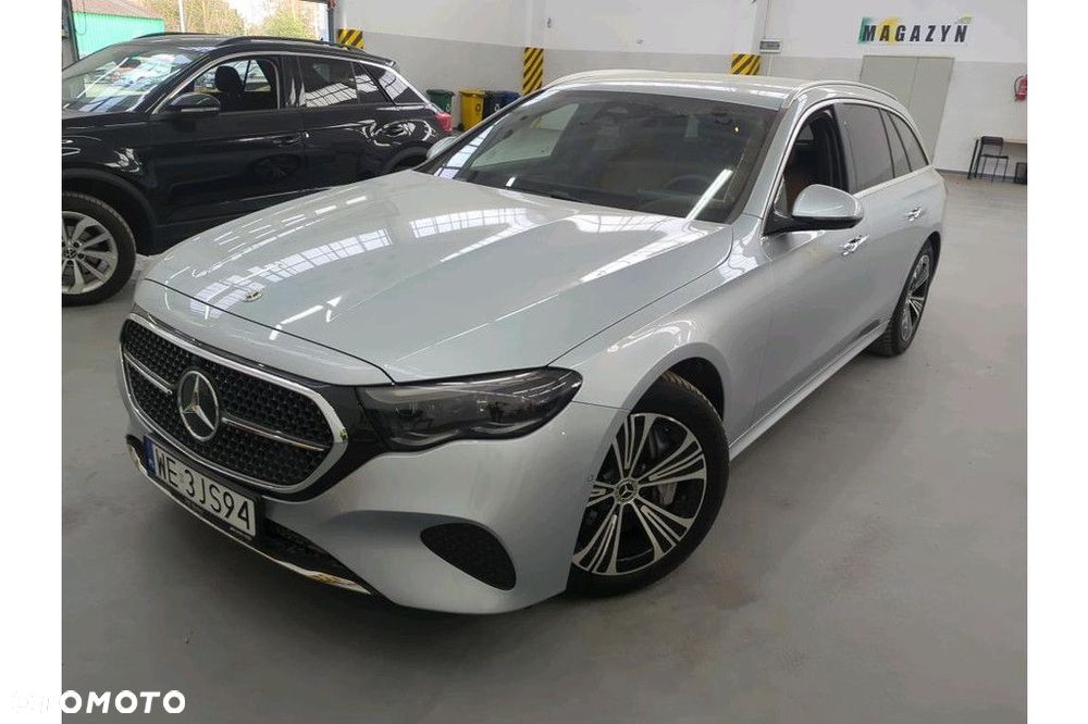 Mercedes-Benz Klasa E - 1