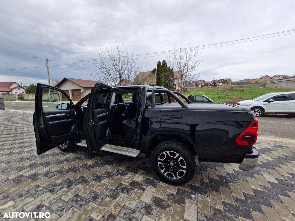 Toyota Hilux 2.8D 204CP 4x4 Double Cab AT Executive - 11