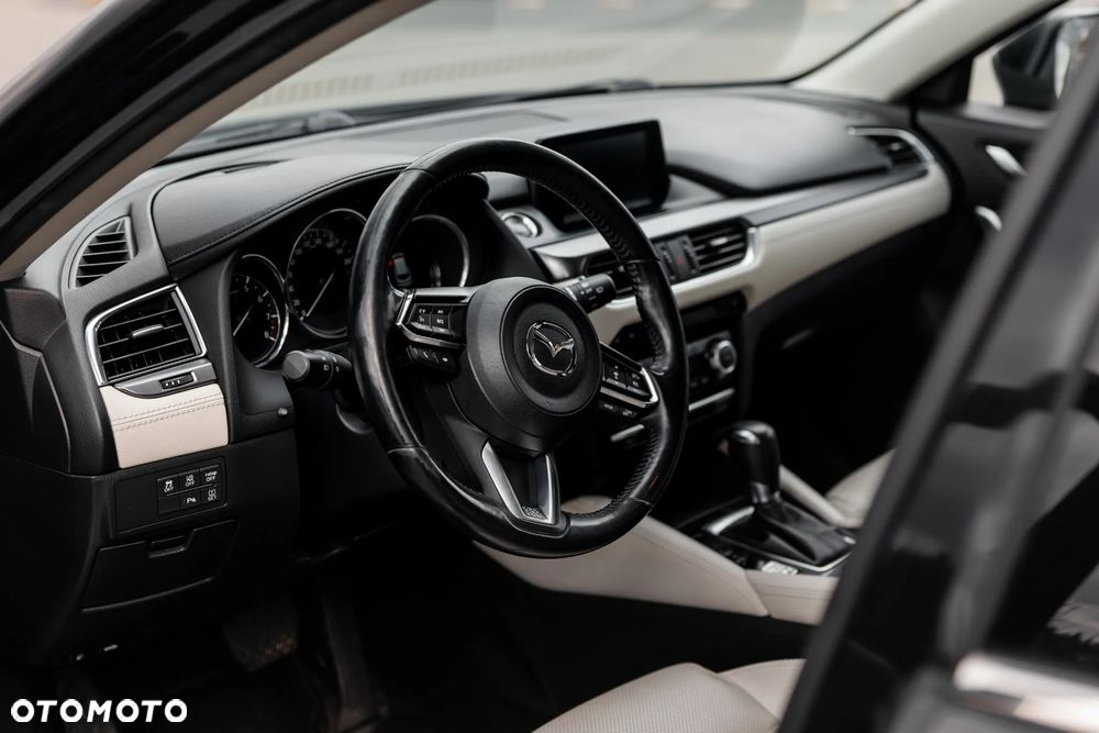 Mazda 6 - 16