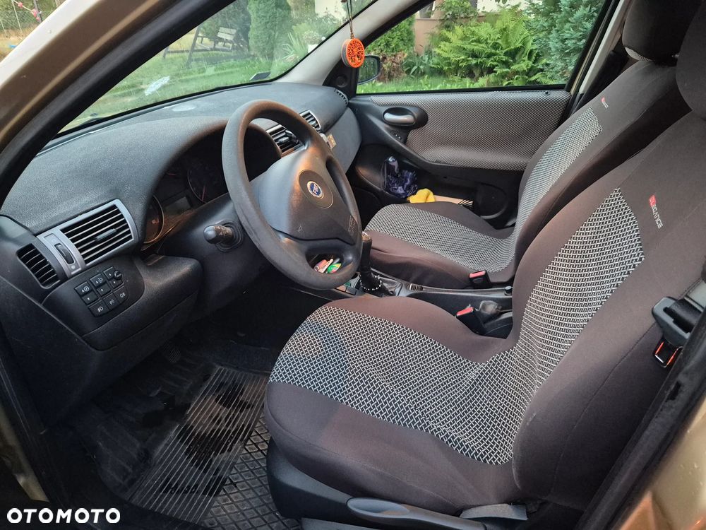Fiat Stilo Multi Wagon 1.9 JTD 115 - 10