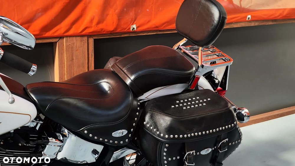 Harley-Davidson Softail Heritage Classic - 24