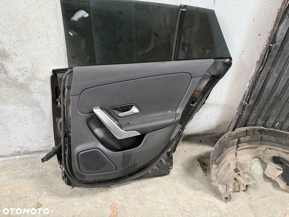 Mercedes-Benz CLA ver-200-d-8g--dct - 9