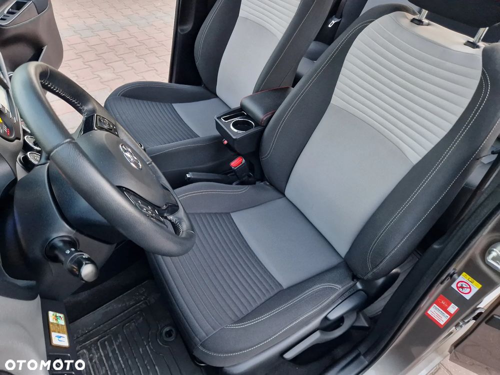 Toyota Yaris 1.5 Premium - 20
