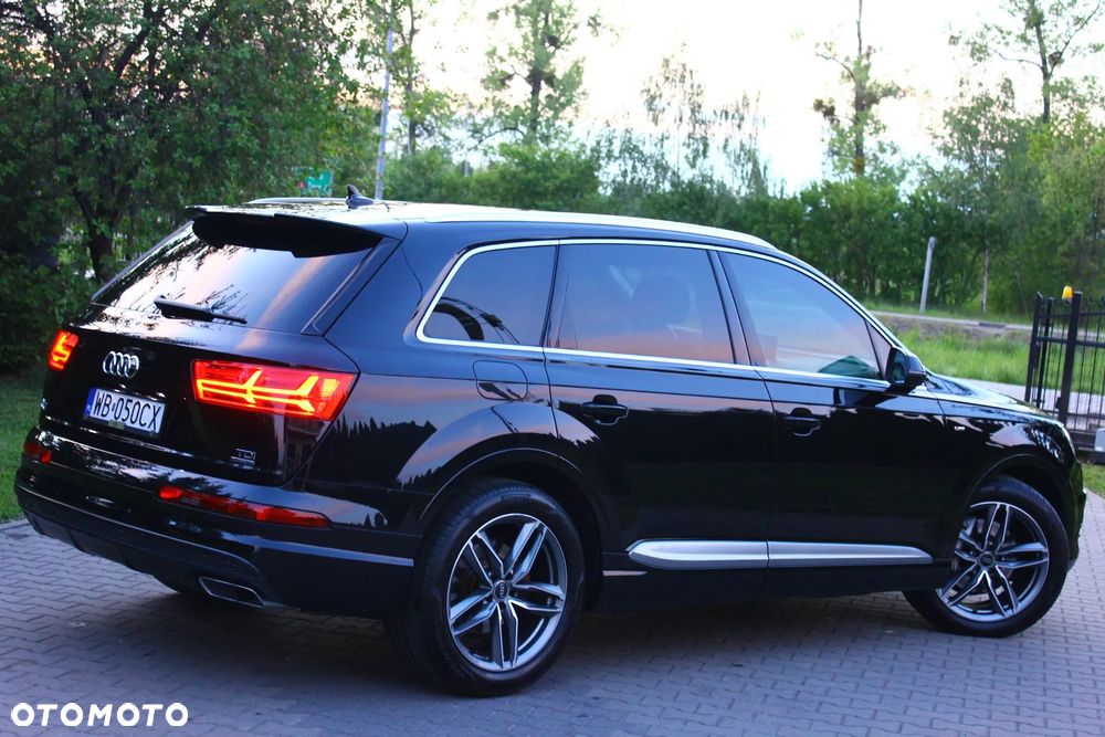 Audi Q7 - 10