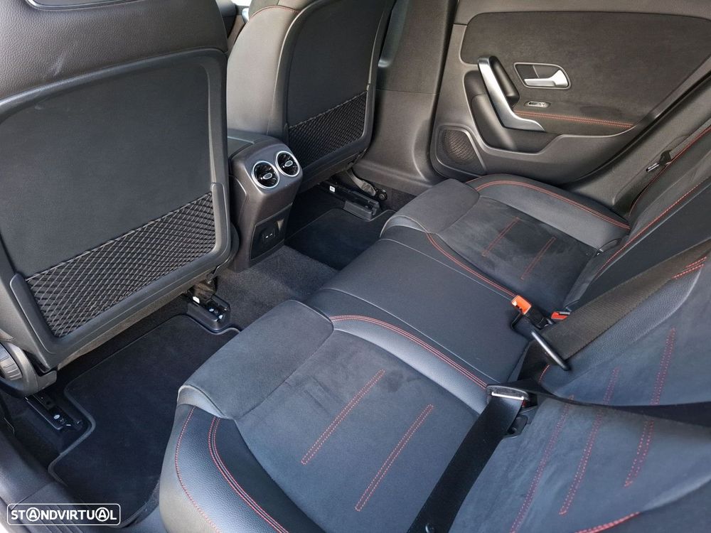 Mercedes-Benz A 250 e AMG Line - 29