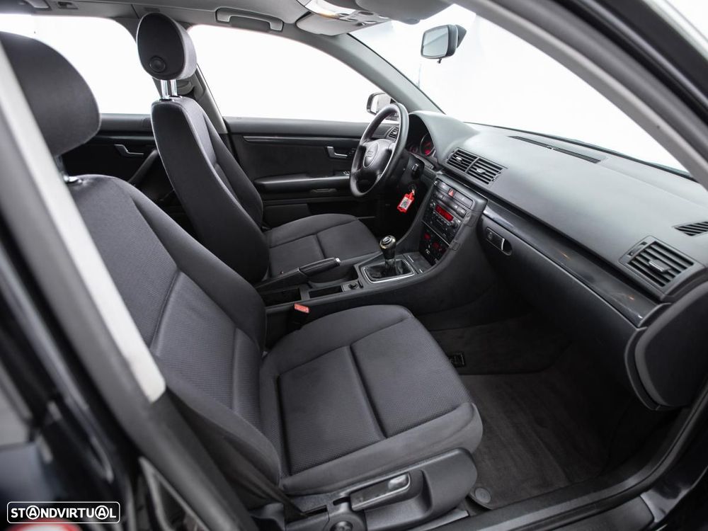 Audi A4 Avant - 9