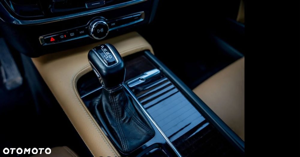 Volvo S90 T6 AWD Inscription - 32