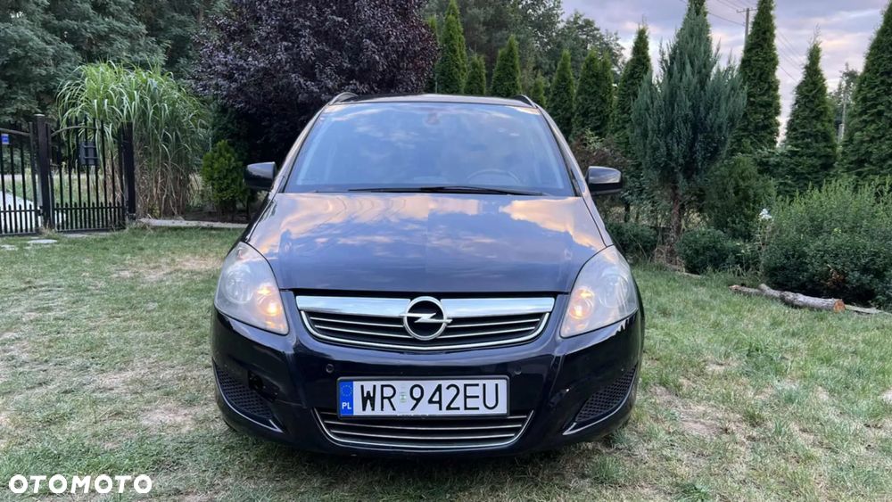 Opel Zafira - 2