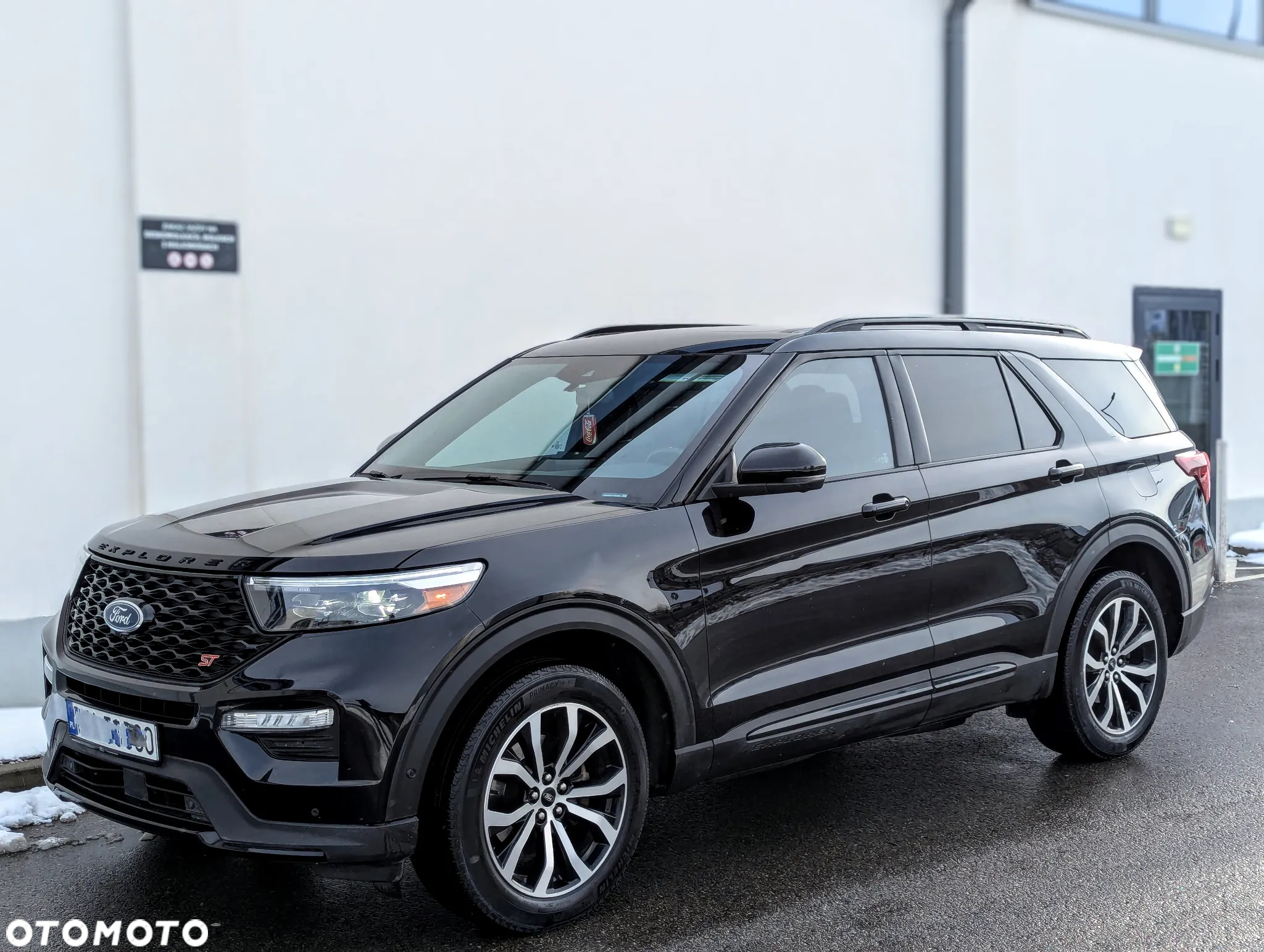 Ford Explorer EcoBoost Plug-in Hybrid ST-LINE - 4