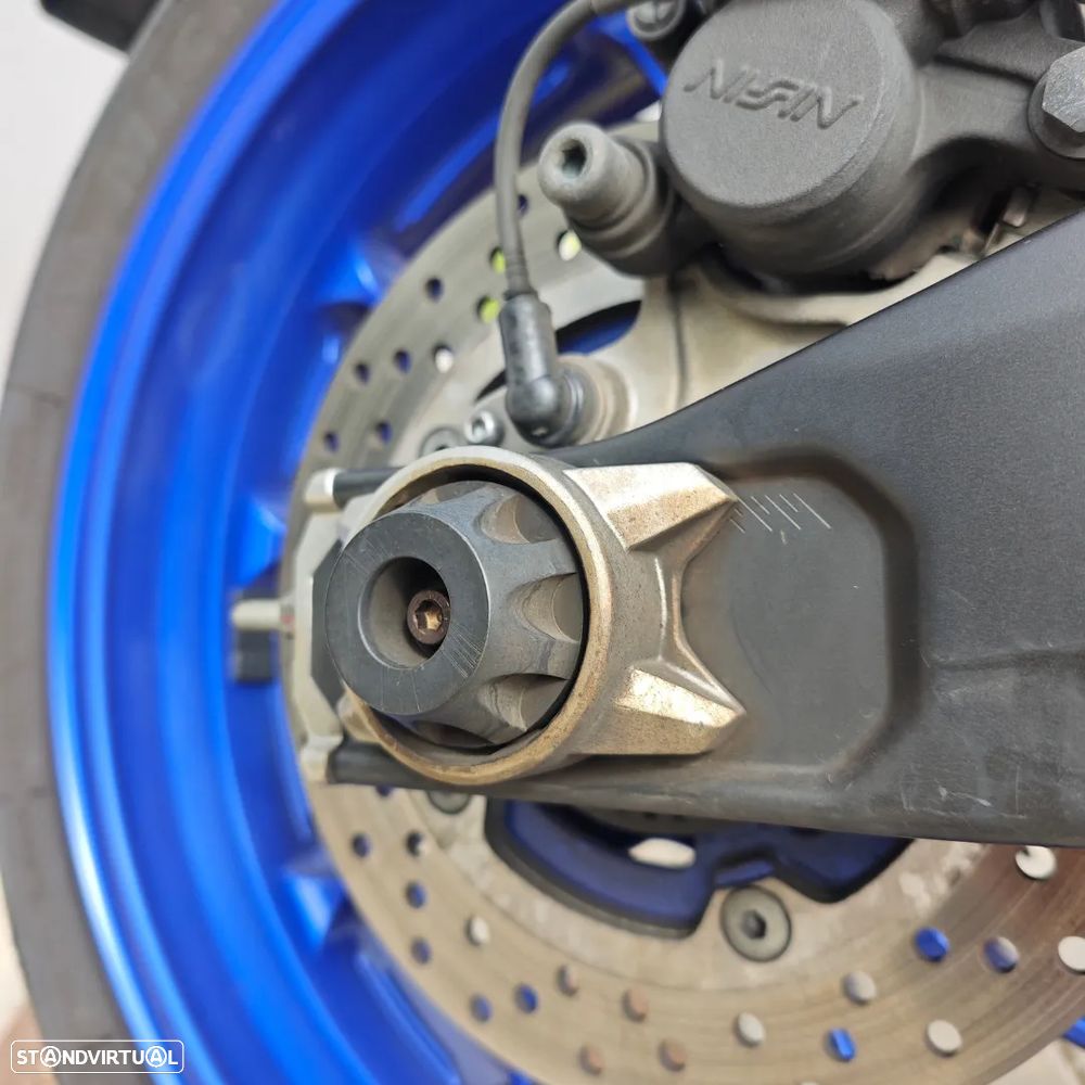 Yamaha MT-07 - 10