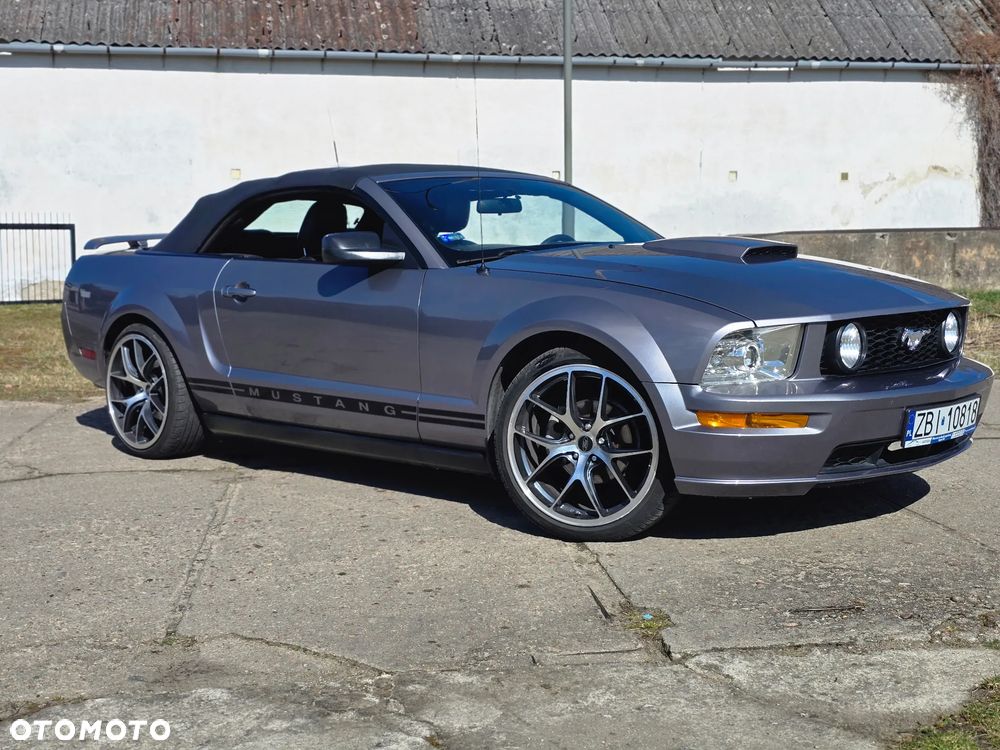 Ford Mustang - 8