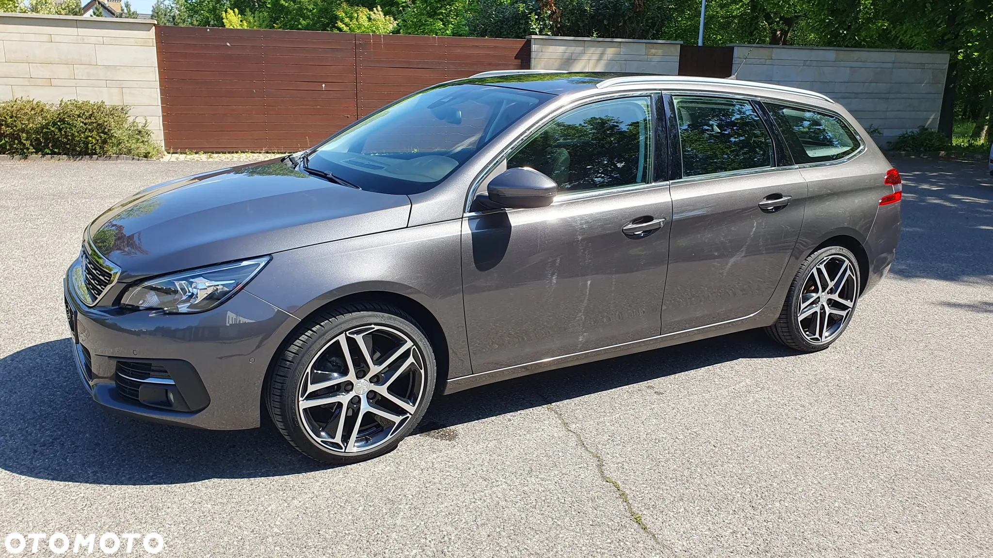 Peugeot 308 1.2 PureTech GPF Allure Pack S&S - 2