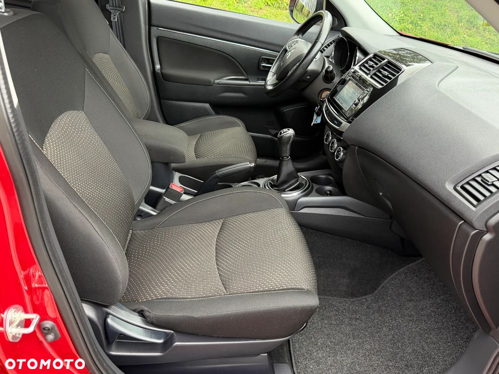 Mitsubishi ASX 1.6 Instyle AS&G - 17