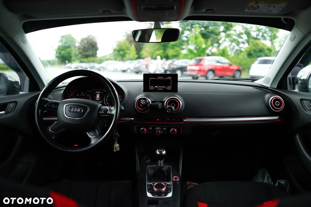 Audi A3 Sportback 2.0 TDI - 7