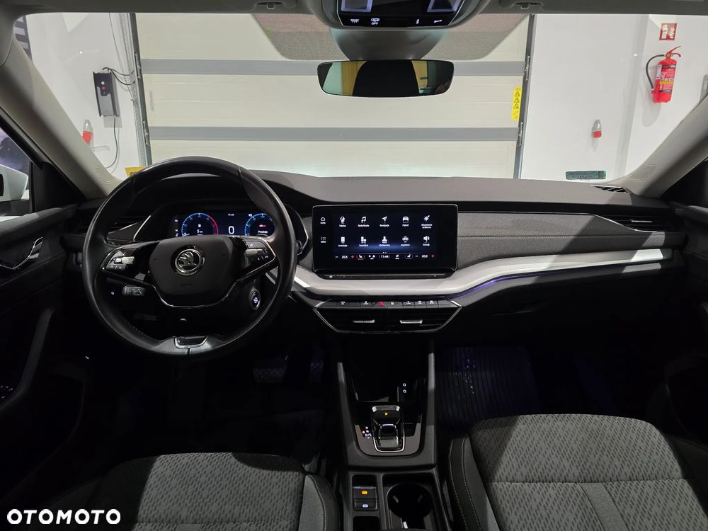Skoda Octavia 2.0 TDI Style DSG - 5