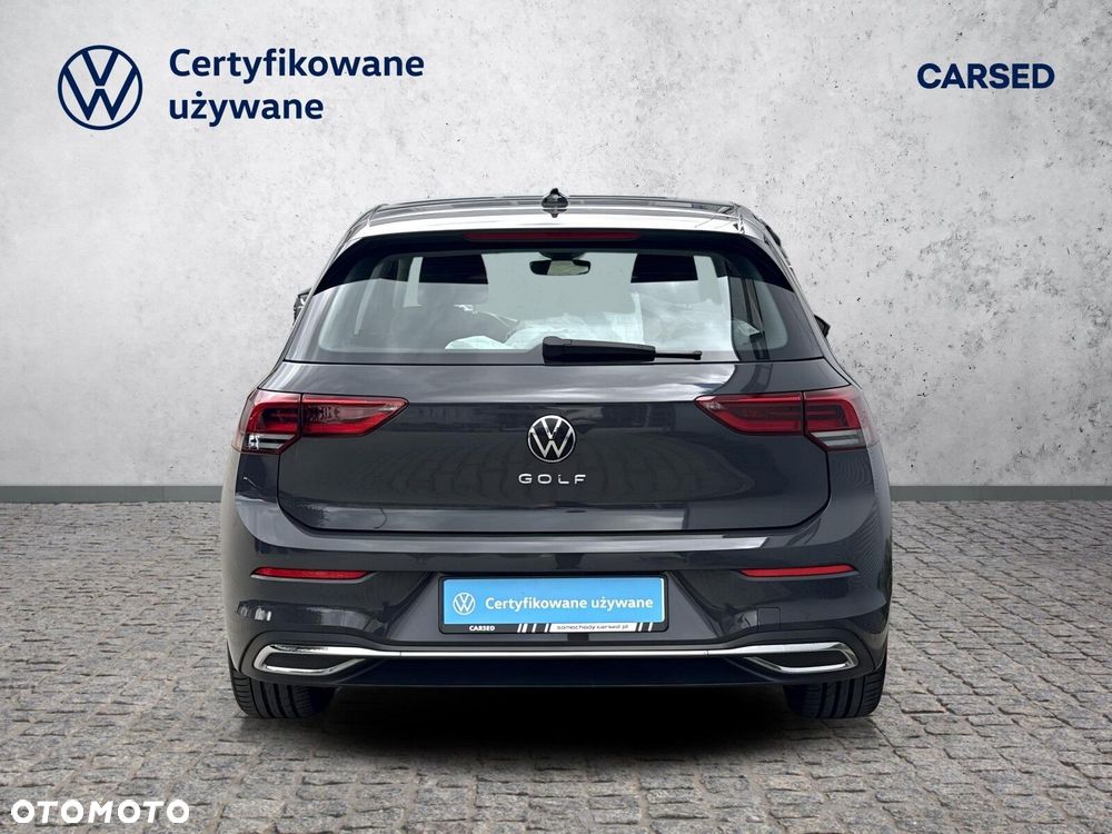 Volkswagen Golf - 5