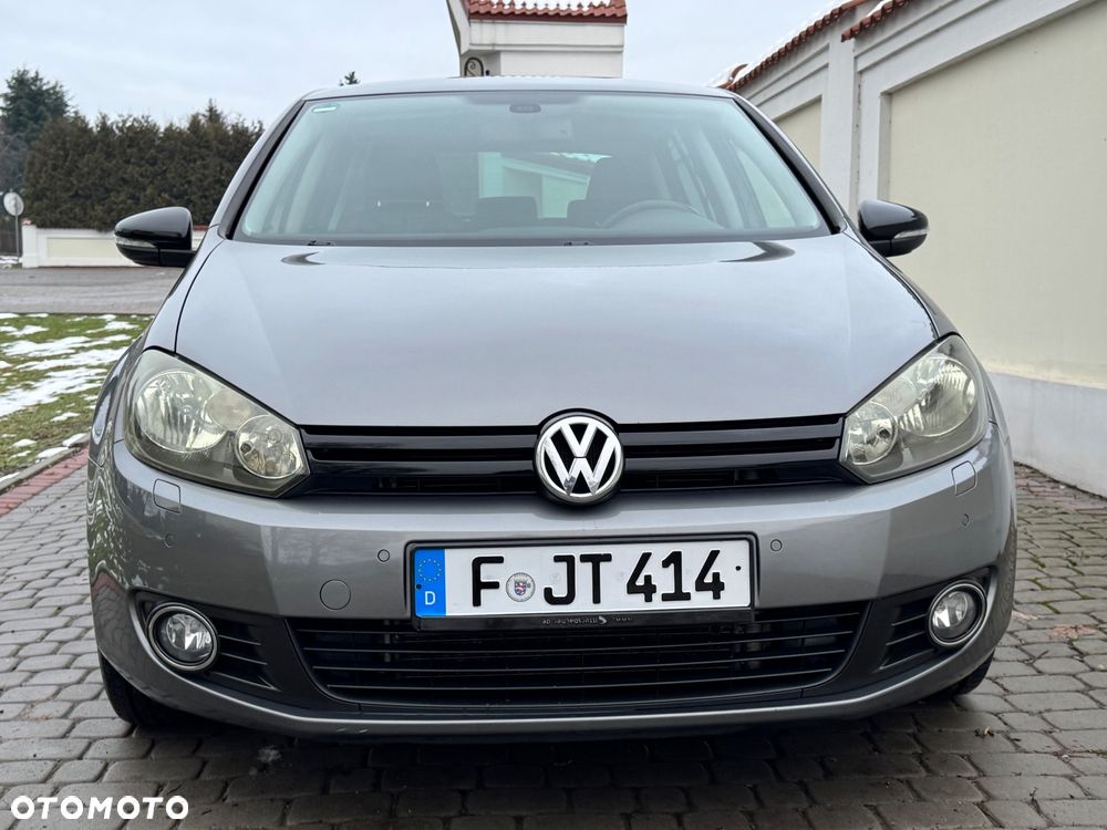 Volkswagen Golf - 35