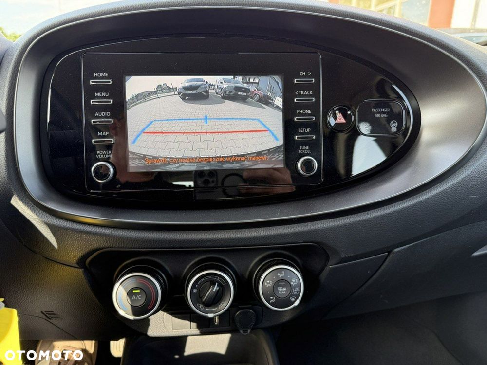 Toyota Aygo X S-CVT Black&White - 23