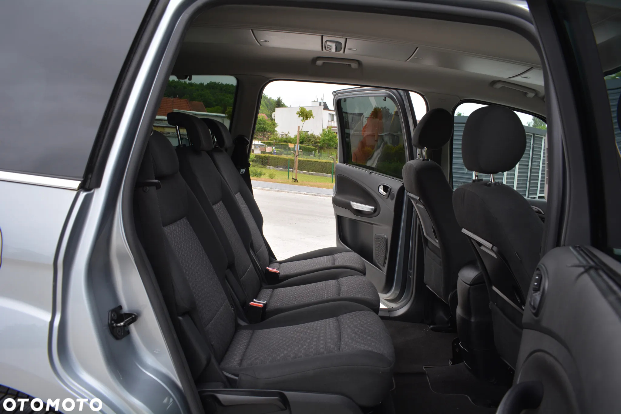 Ford Galaxy - 23