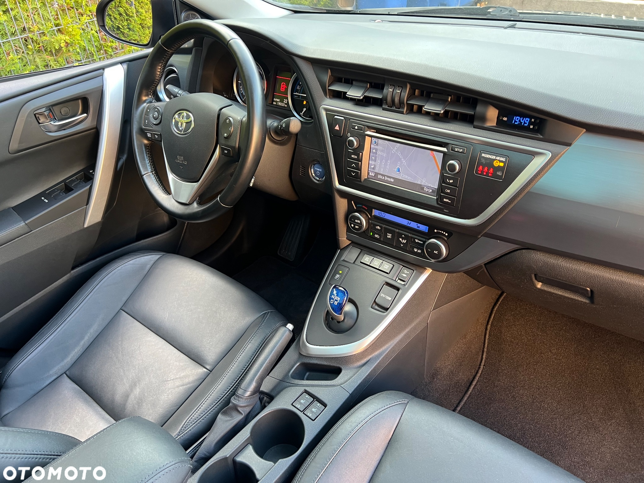 Toyota Auris 1.8 HSD Prestige - 22