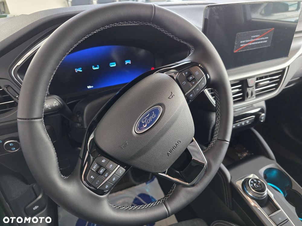 Ford Kuga - 8