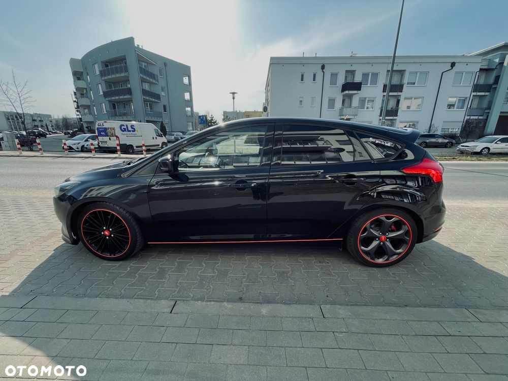 Ford Focus - 8