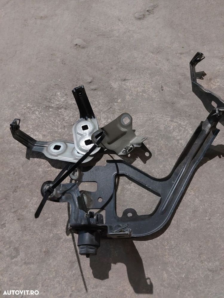 Set suport aripa stângă dreapta fata metalic BMW F10 F11 - 2