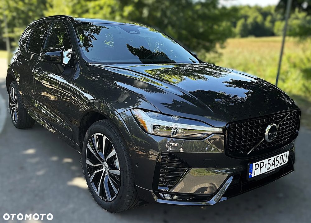 Volvo XC 60 B5 B AWD Plus Dark - 2