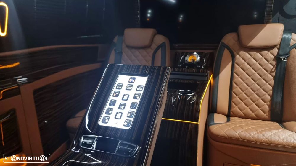 Mercedes-Benz V 250 - 13