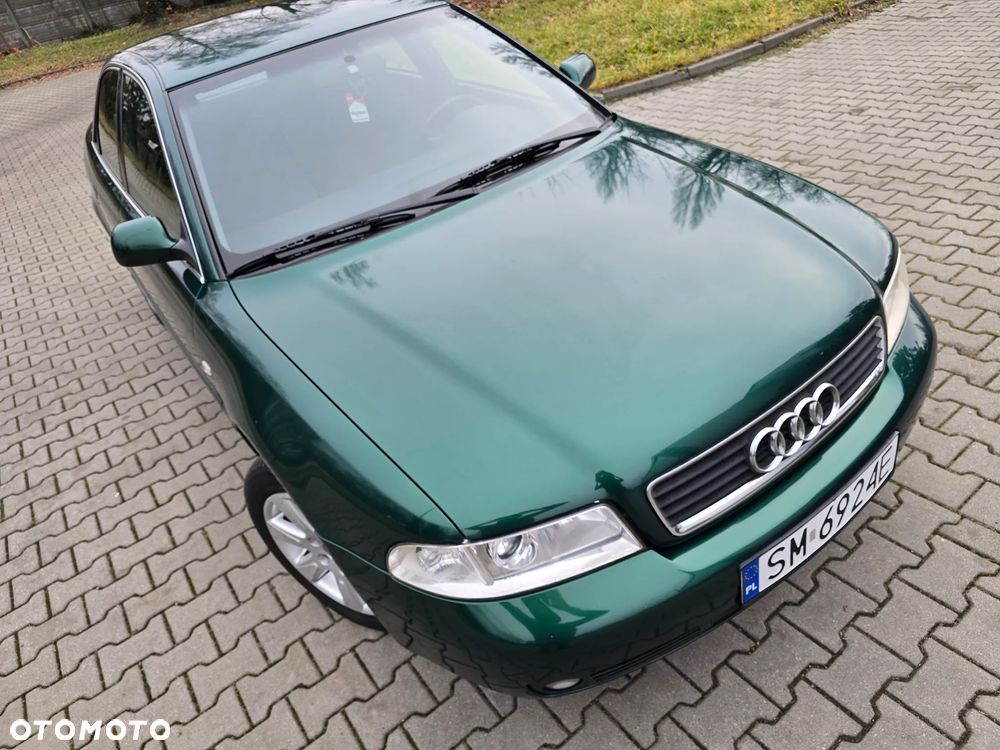 Audi A4 Limousine - 36