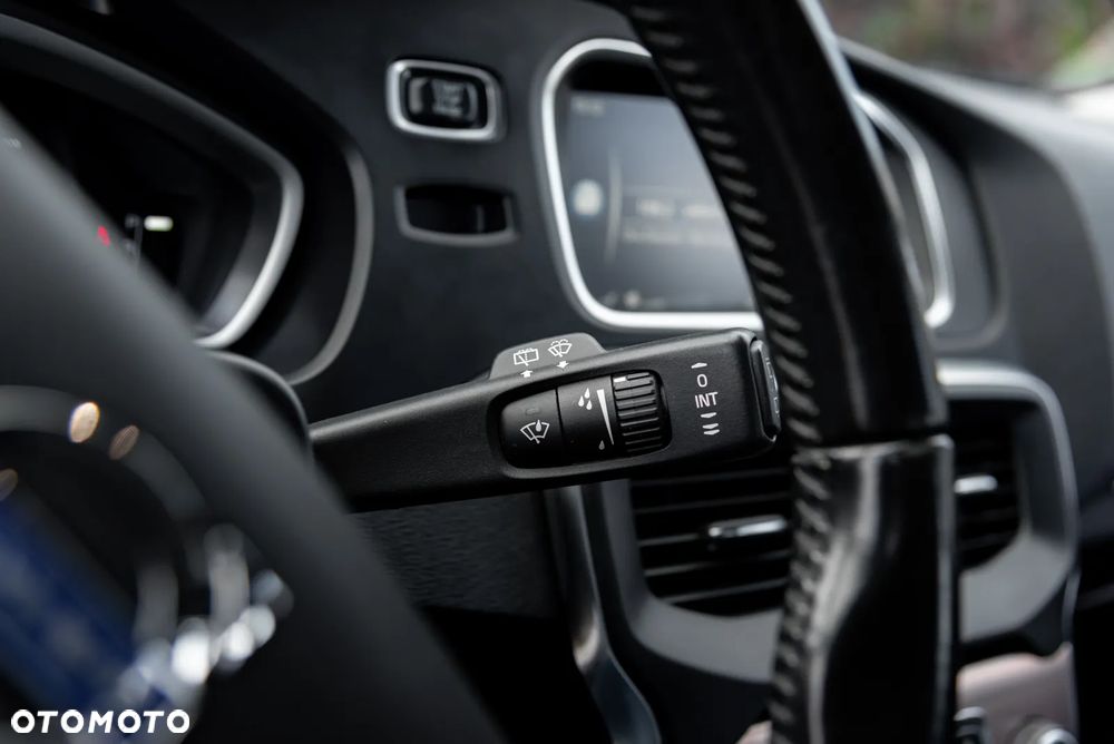 Volvo V40 Cross Country T4 AWD Geartronic Momentum - 31