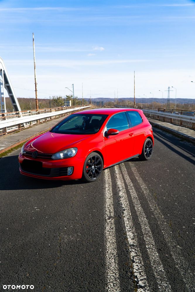Volkswagen Golf - 3
